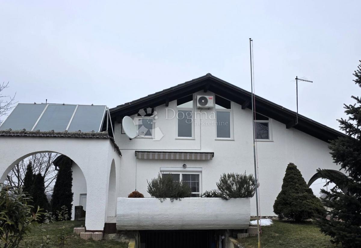 Casa Gašinci, Satnica Đakovačka, 138m2