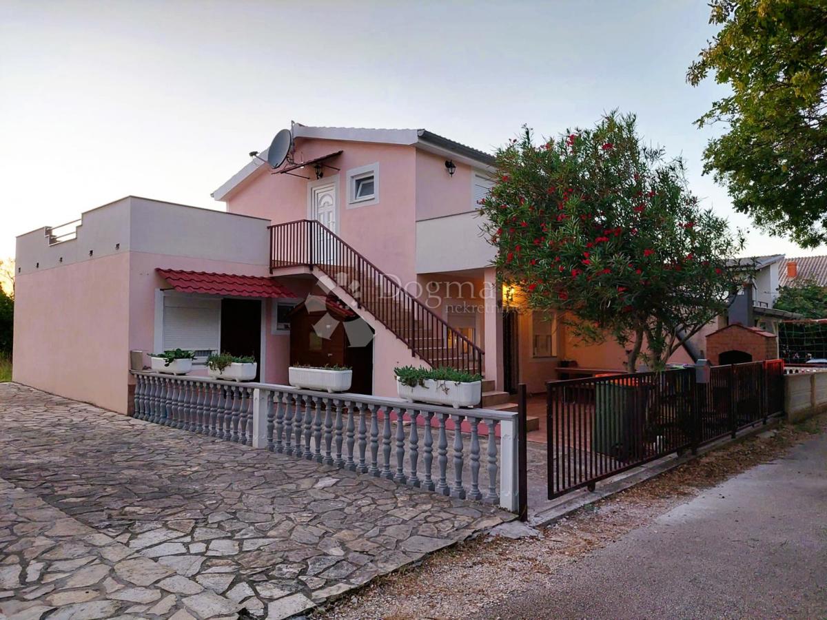 Casa Gornji Karin, Obrovac, 116,87m2