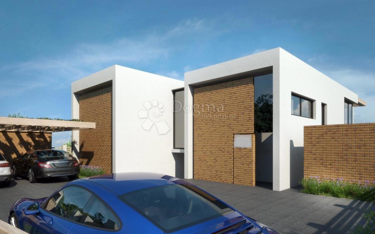 Terreno edificabile Raslina, Šibenik - Okolica, 690m2