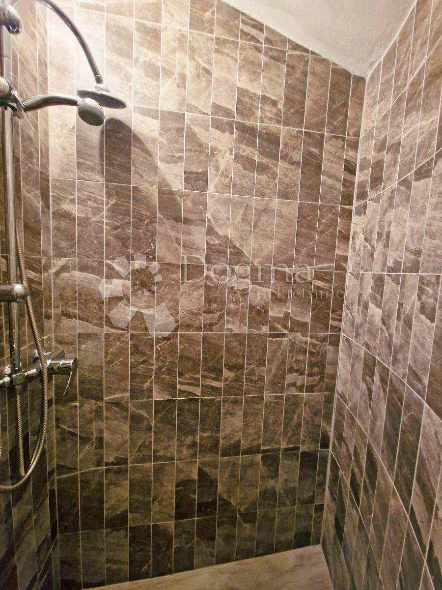 INCANTEVOLE CASA IN PIETRA A 200 M DAL MARE CON VISTA! ESCLUSIVO