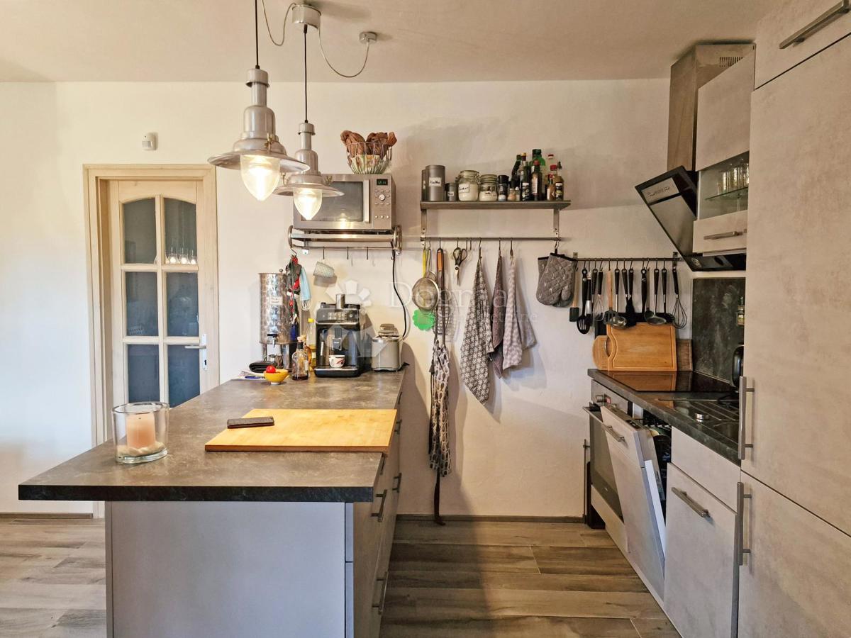 INCANTEVOLE CASA IN PIETRA A 200 M DAL MARE CON VISTA! ESCLUSIVO