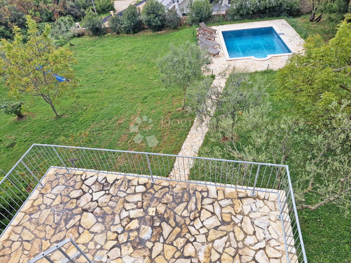 INCANTEVOLE CASA IN PIETRA A 200 M DAL MARE CON VISTA! ESCLUSIVO