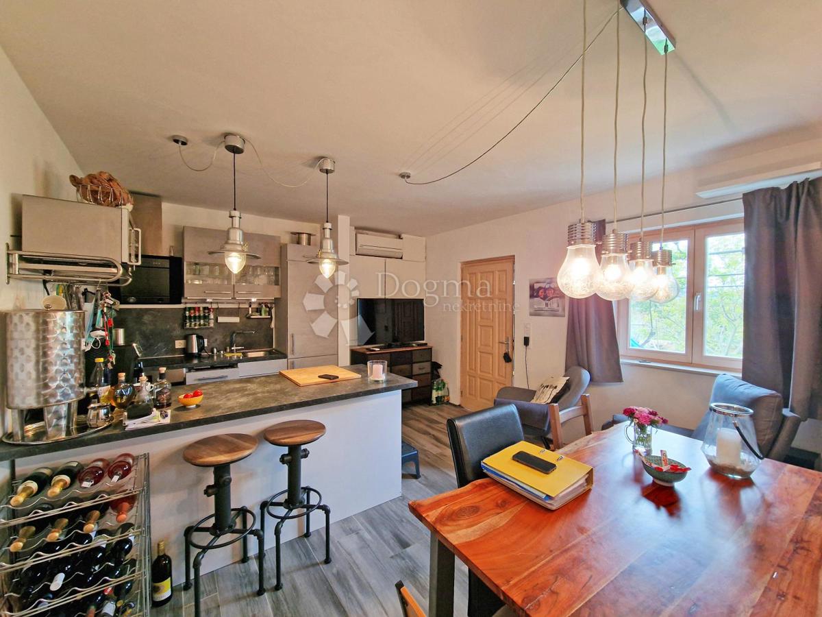 INCANTEVOLE CASA IN PIETRA A 200 M DAL MARE CON VISTA! ESCLUSIVO