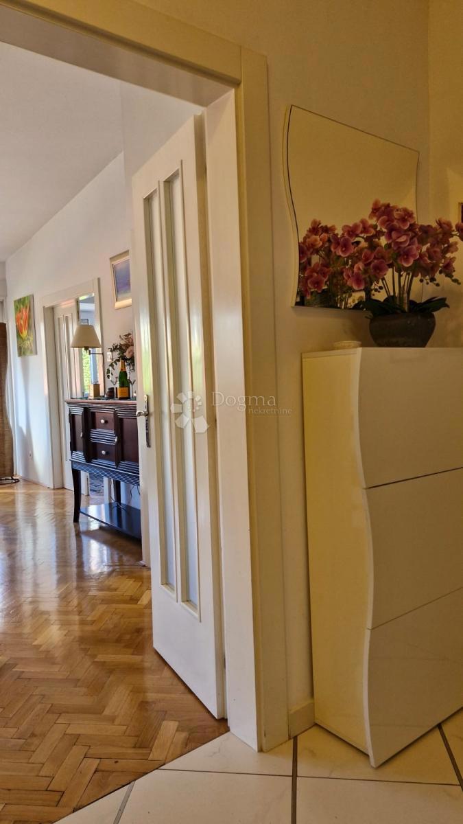 Allogio Britanac, Gornji Grad - Medveščak, 100m2