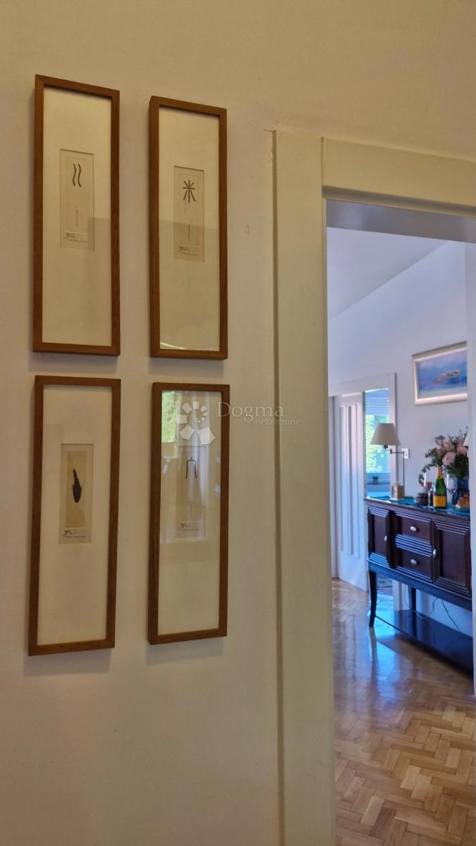 Allogio Britanac, Gornji Grad - Medveščak, 100m2