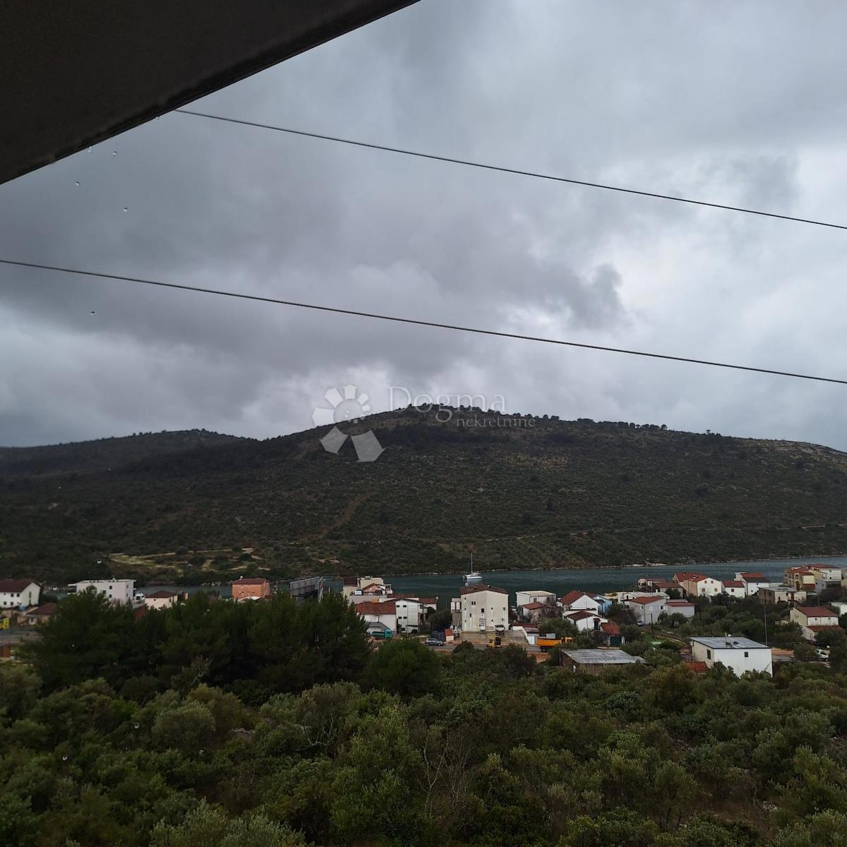 Casa Rogoznica, 100m2