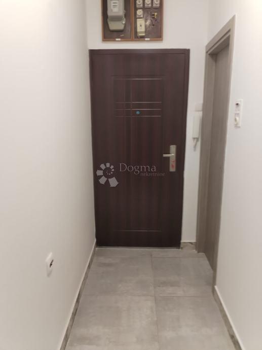 Allogio Jug II, Osijek, 33m2