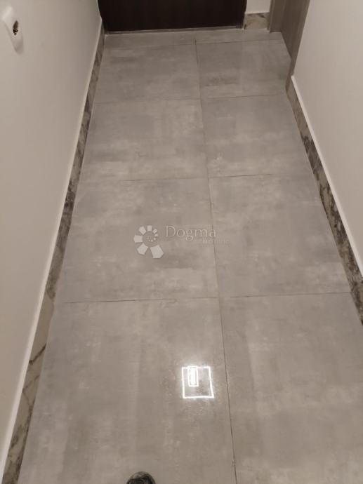 Allogio Jug II, Osijek, 33m2