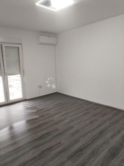 Allogio Jug II, Osijek, 33m2