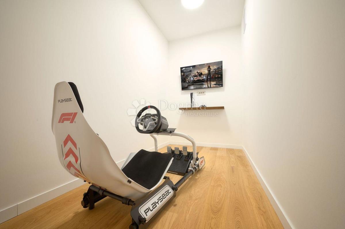 PRIMOŠTEN - UNA VILLA CHE TI LASCERÀ SENZA FIATO