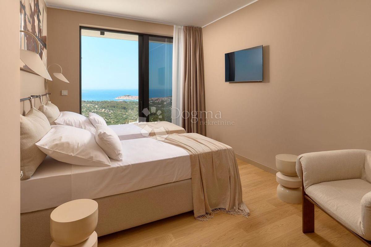 PRIMOŠTEN - UNA VILLA CHE TI LASCERÀ SENZA FIATO