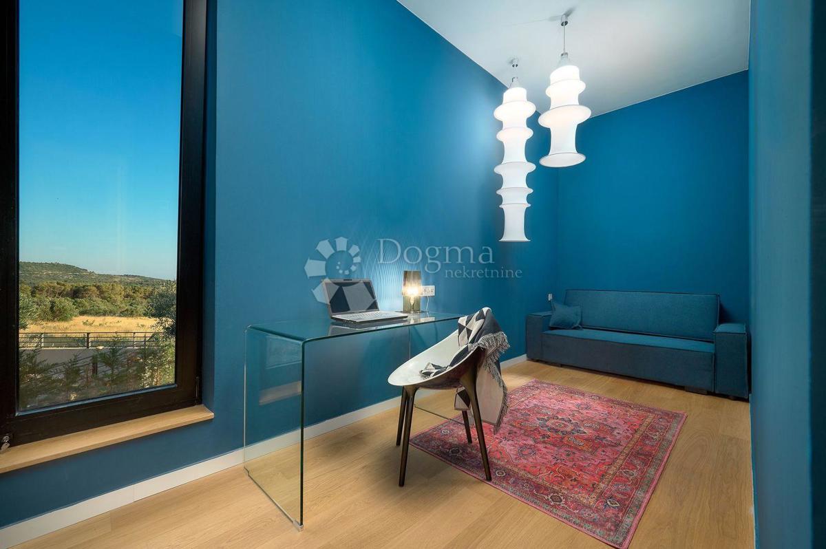 PRIMOŠTEN - UNA VILLA CHE TI LASCERÀ SENZA FIATO