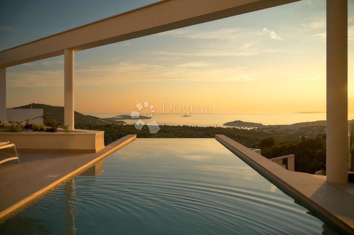 PRIMOŠTEN - UNA VILLA CHE TI LASCERÀ SENZA FIATO