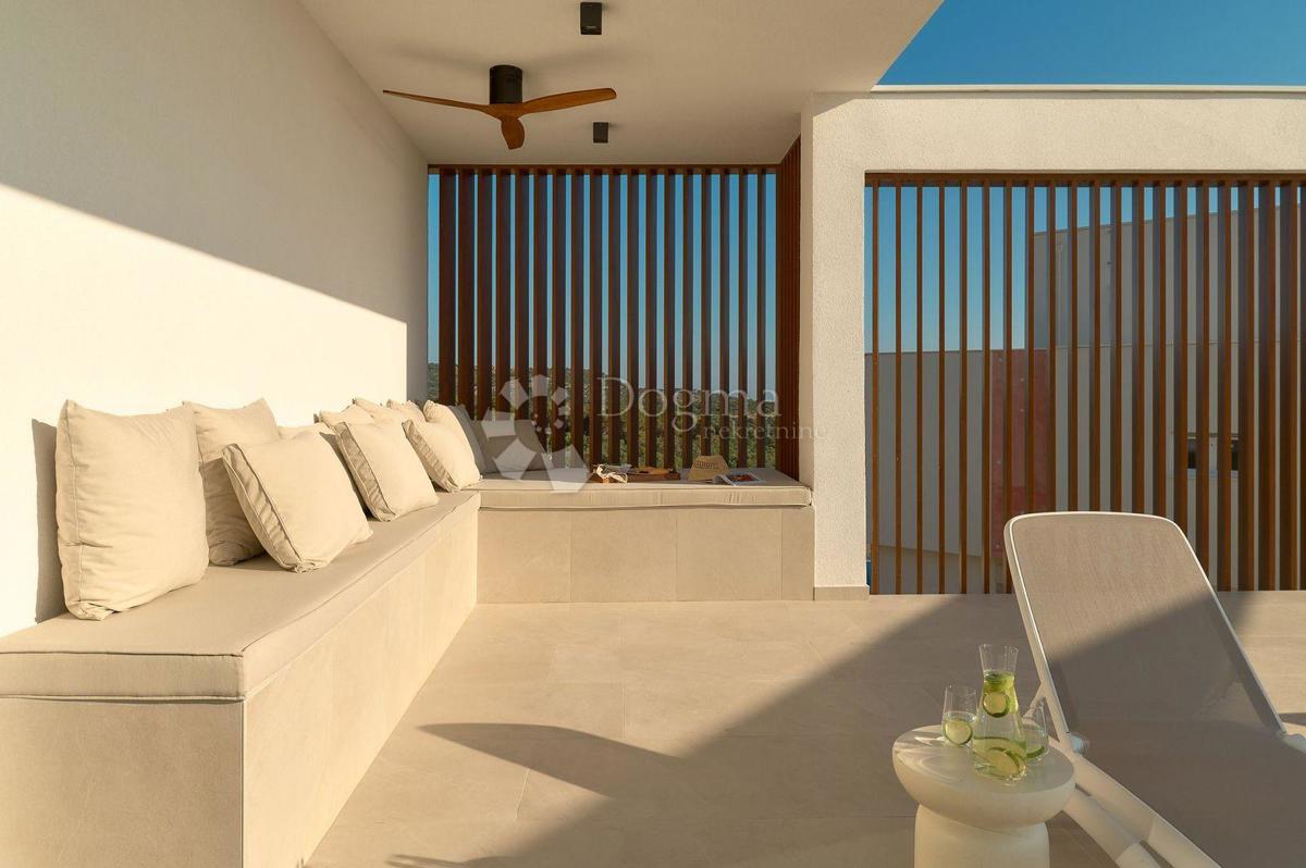 PRIMOŠTEN - UNA VILLA CHE TI LASCERÀ SENZA FIATO