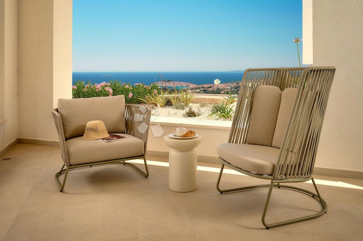 PRIMOŠTEN - UNA VILLA CHE TI LASCERÀ SENZA FIATO