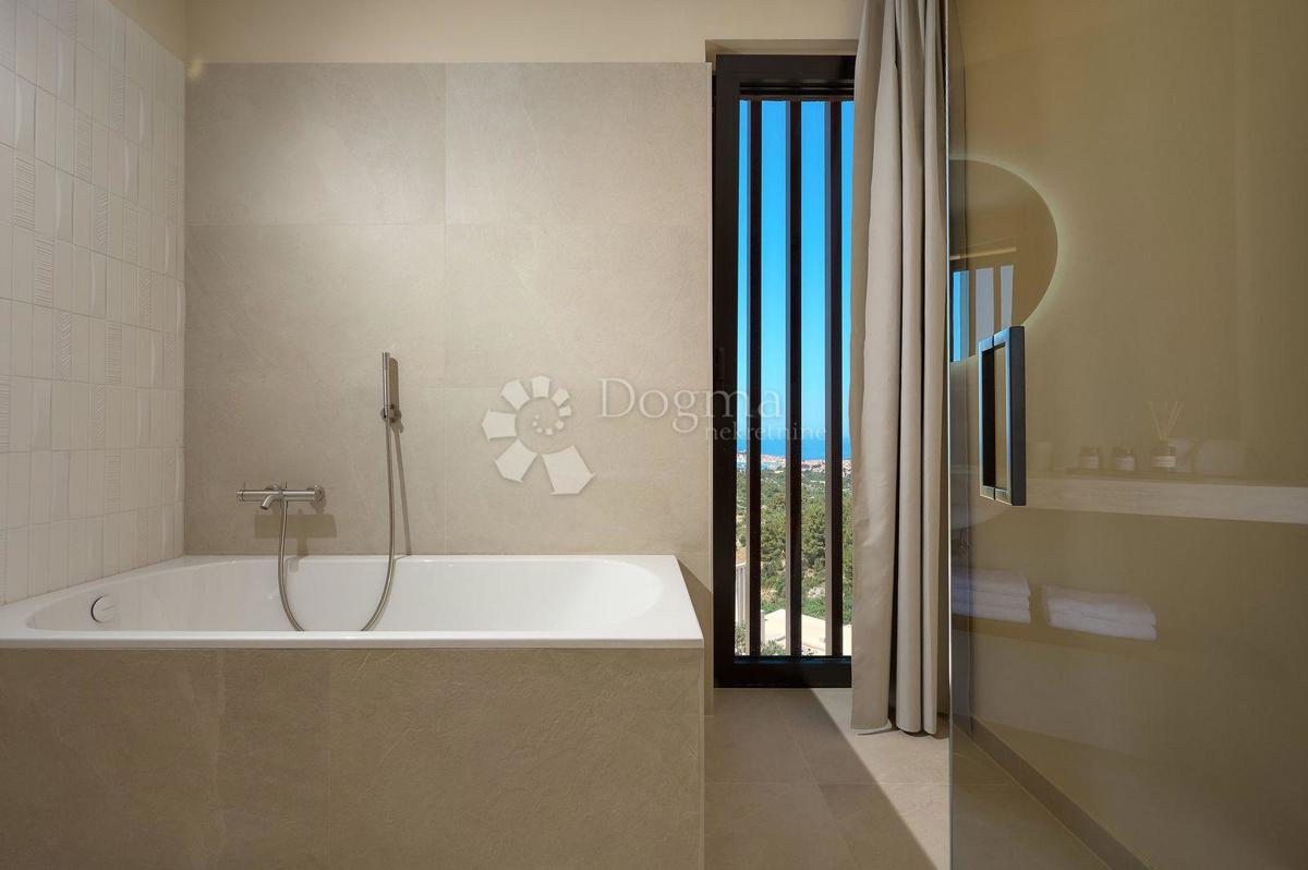 PRIMOŠTEN - UNA VILLA CHE TI LASCERÀ SENZA FIATO