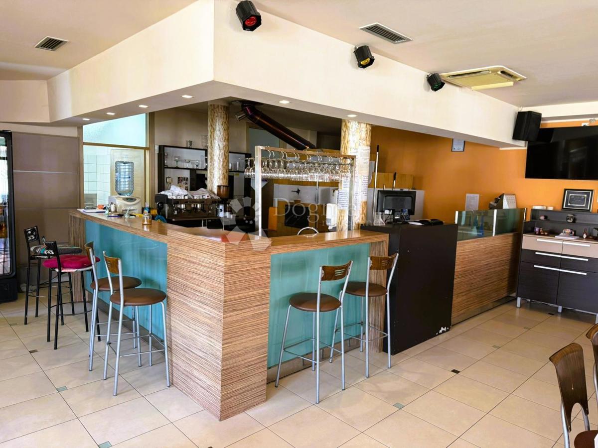 Locale commerciale Sivica, Podturen, 2.744m2