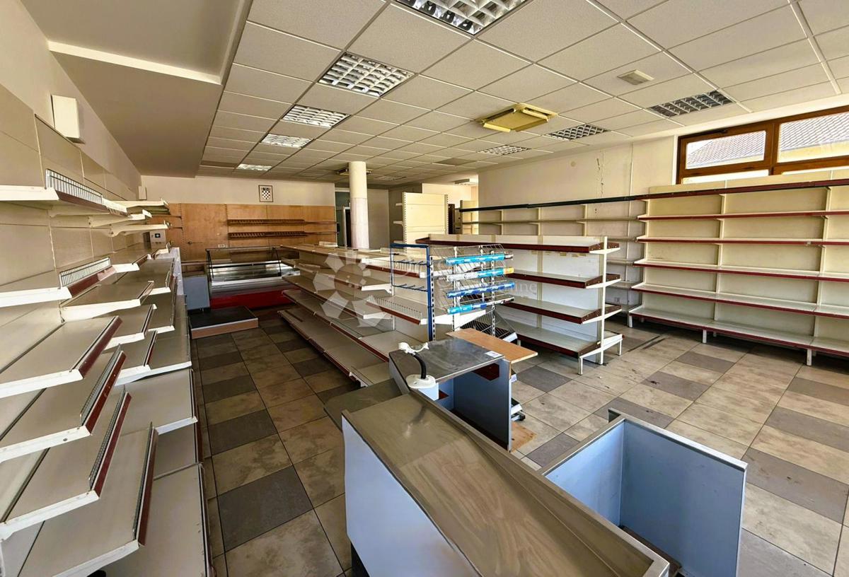 Locale commerciale Sivica, Podturen, 2.744m2