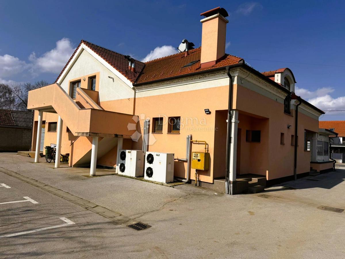 Locale commerciale Sivica, Podturen, 2.744m2