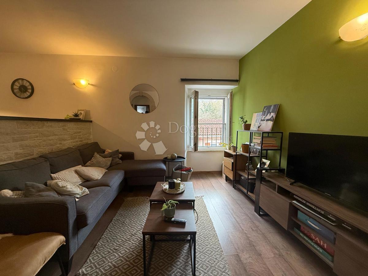 ESCLUSIVO! APPARTAMENTO DI CLASSE A 500 M DAL CENTRO DI PISINO!