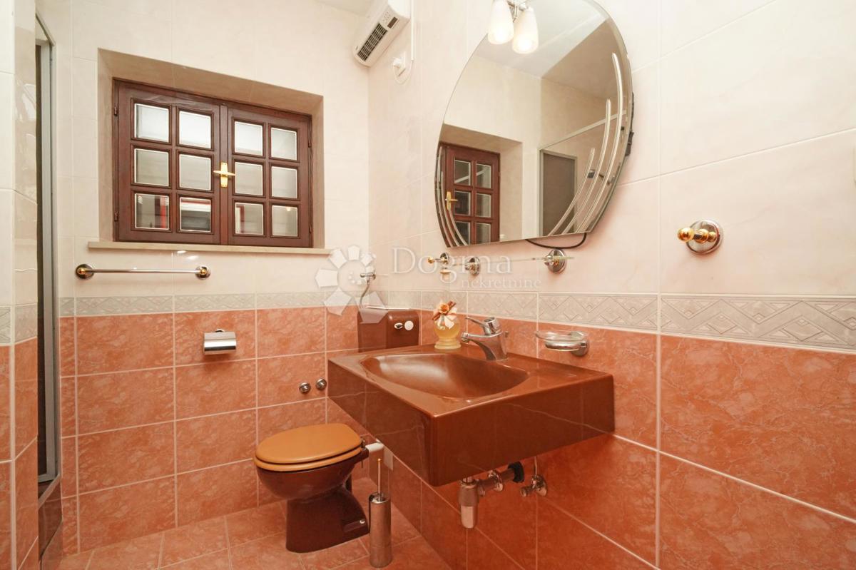 Casa Brtonigla, Brtonigla, Brtonigla, Istarska županija, 230m2