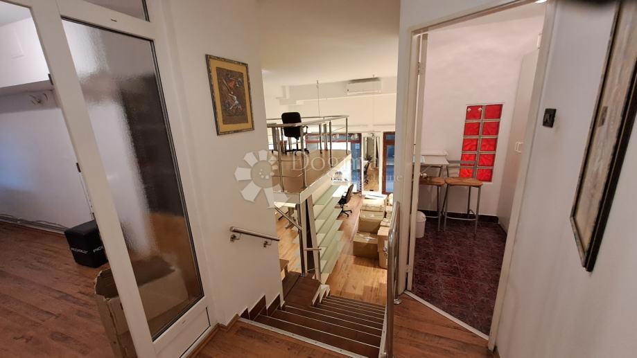 Locale commerciale Knežija, Trešnjevka - Jug, 67,51m2