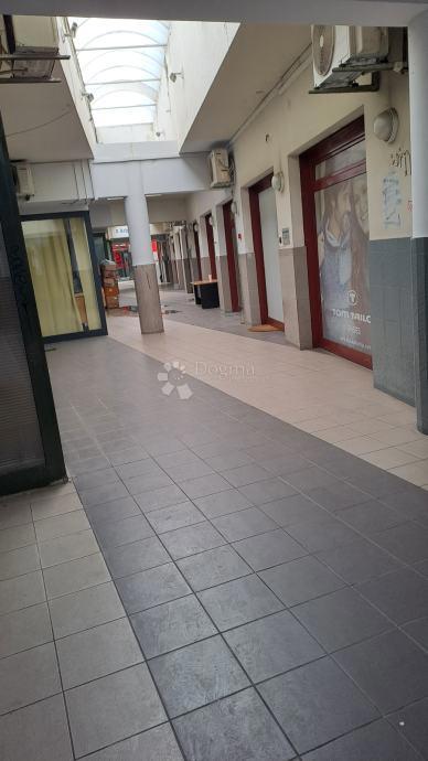 Locale commerciale Knežija, Trešnjevka - Jug, 67,51m2