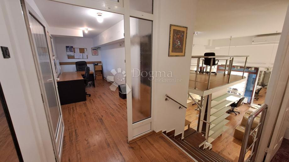 Locale commerciale Knežija, Trešnjevka - Jug, 67,51m2