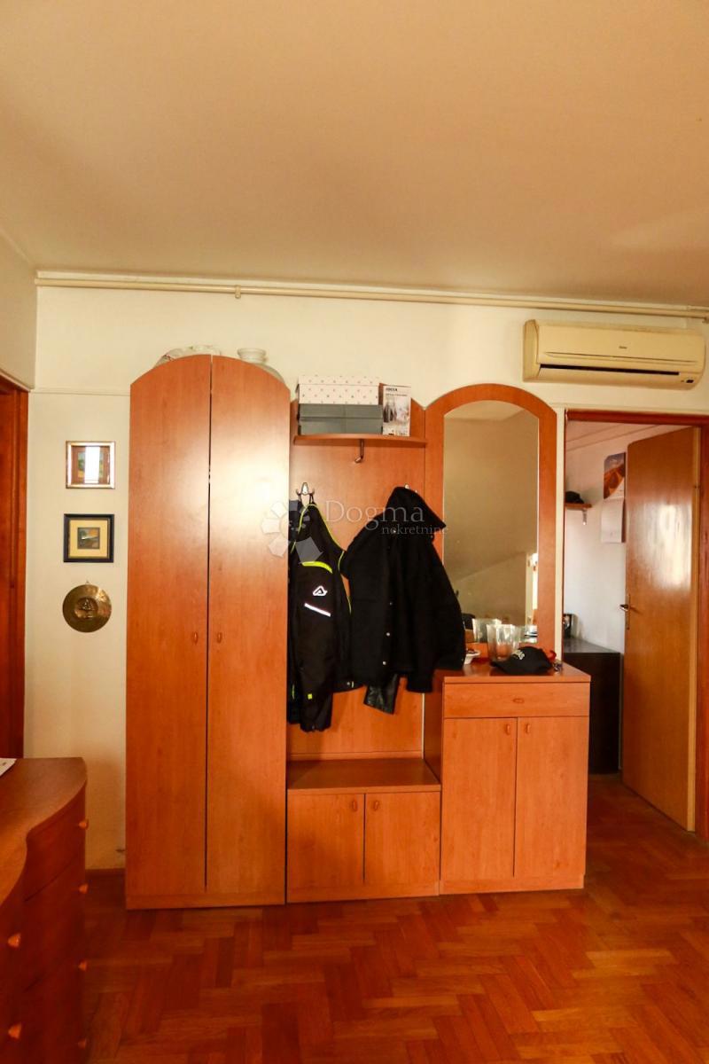 Allogio Rudeš, Trešnjevka - Sjever, 65,45m2