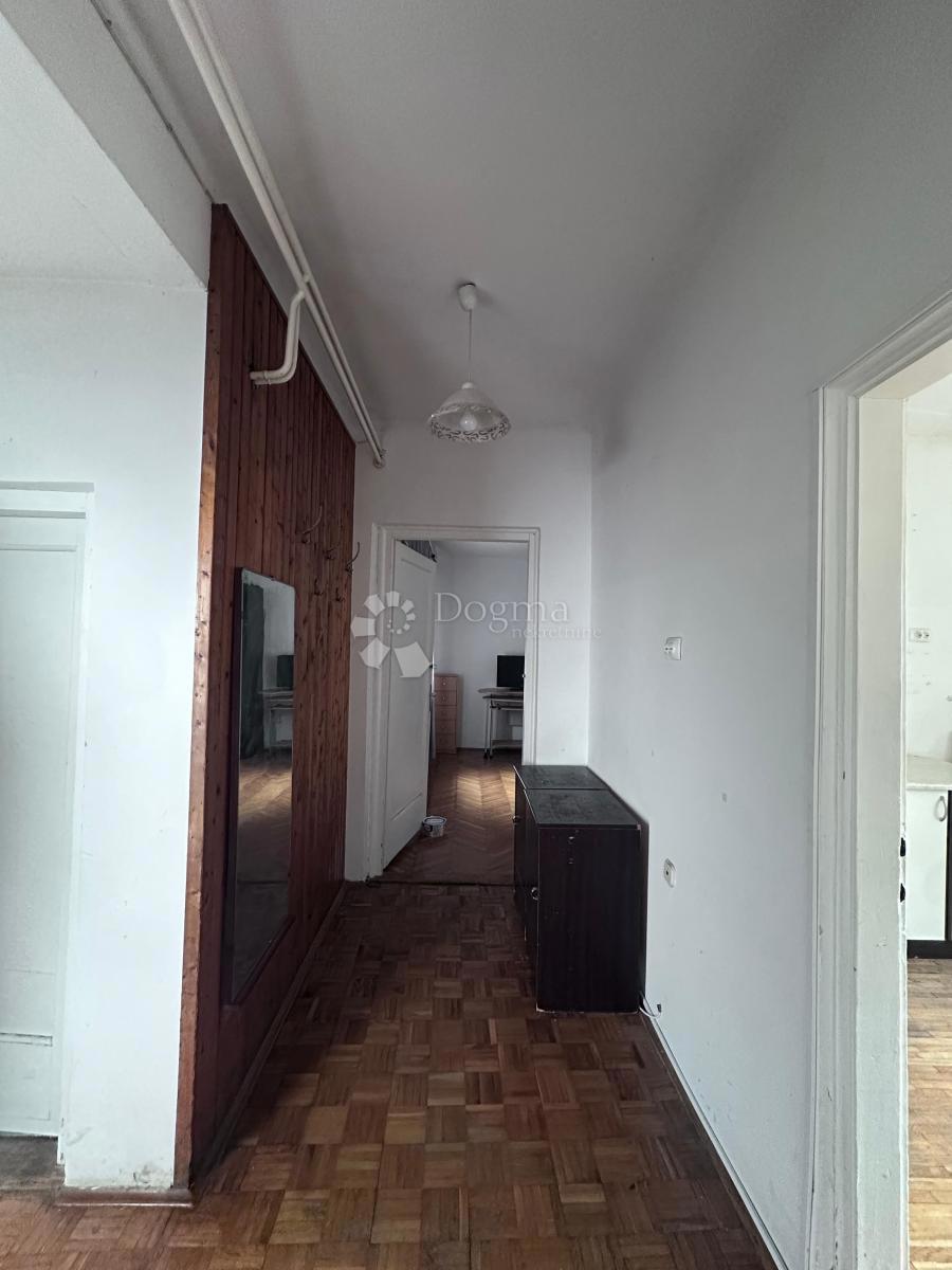 Casa Trokut, Novi Zagreb - Zapad, 76m2