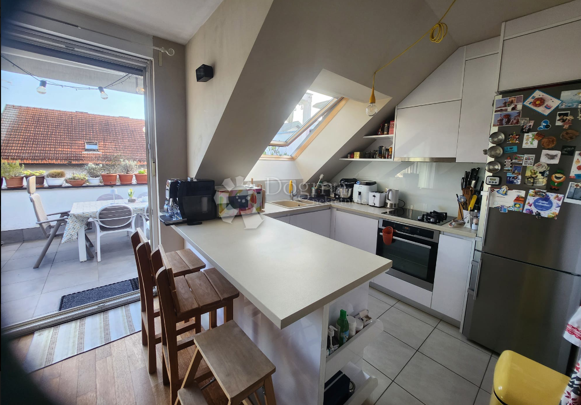 Allogio Prečko, Trešnjevka - Jug, 182,14m2