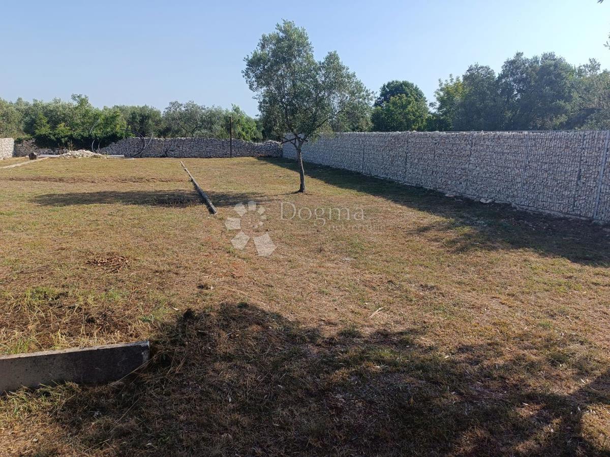 Terreno edificabile Peroj, Vodnjan, 488m2