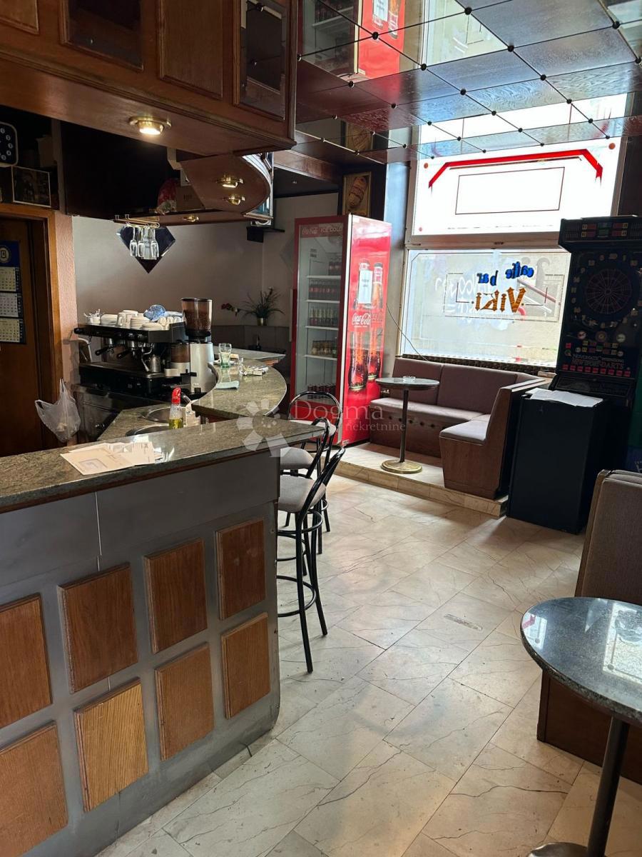 Locale commerciale Sesvete, 43,05m2