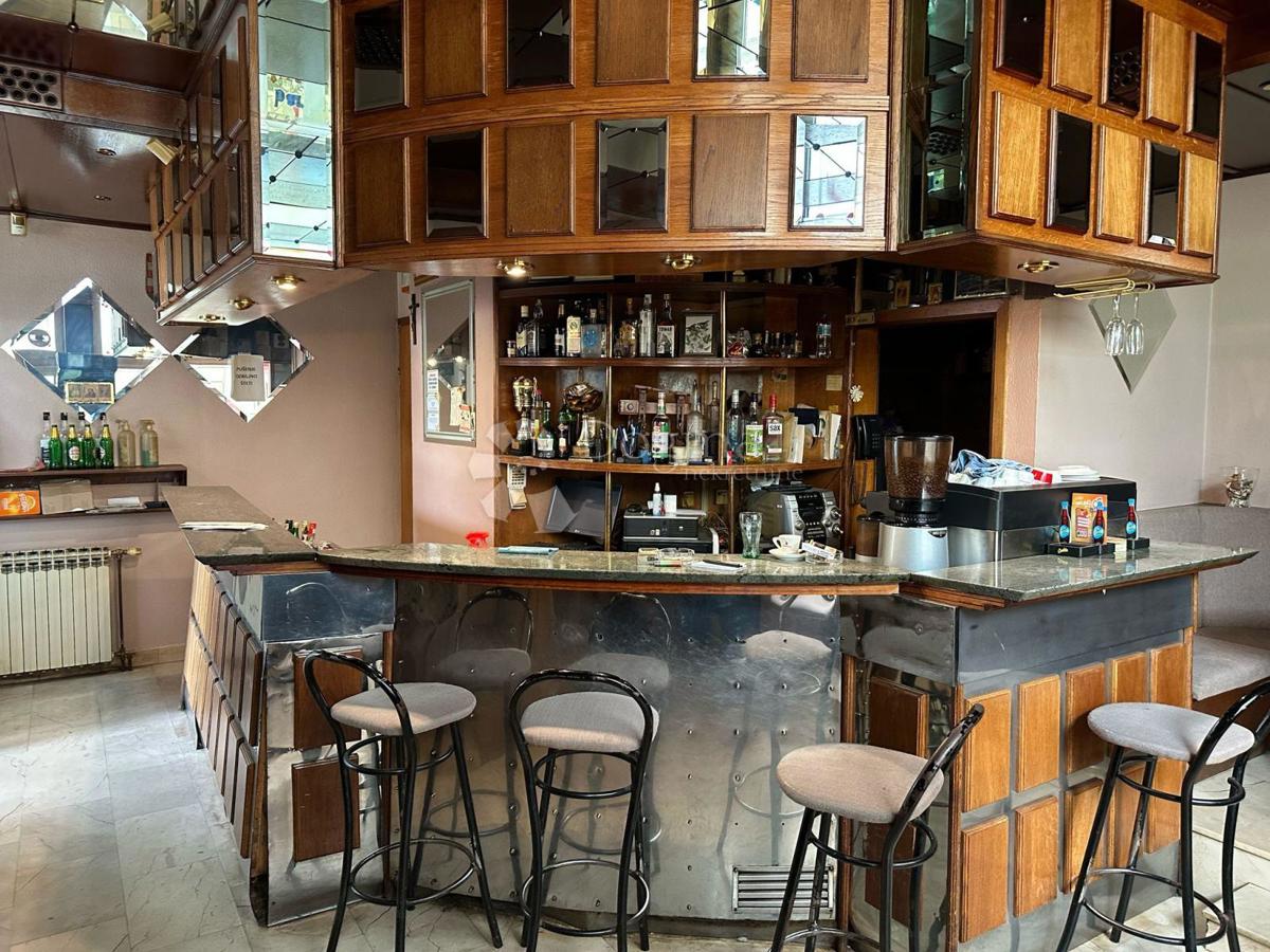 Locale commerciale Sesvete, 43,05m2