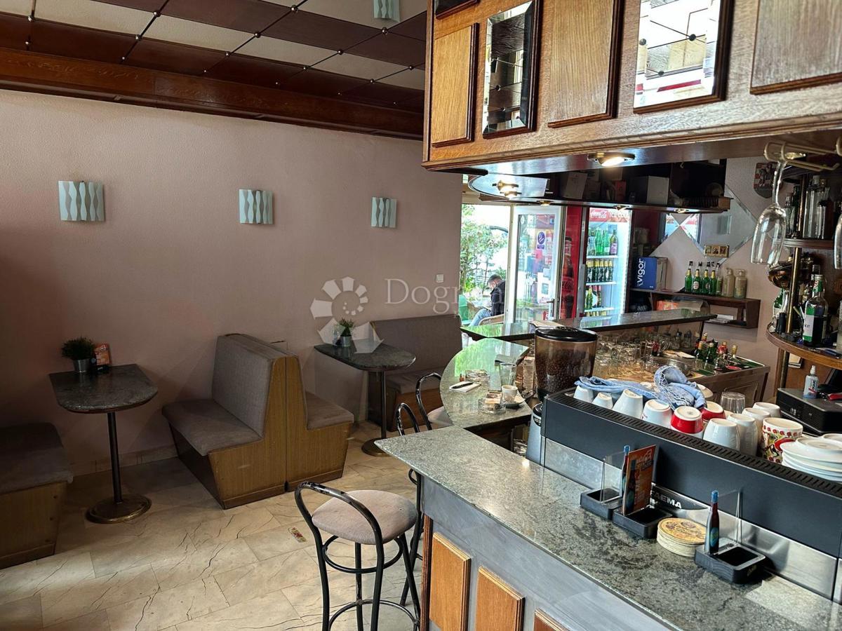 Locale commerciale Sesvete, 43,05m2