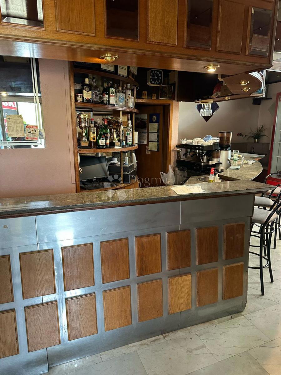 Locale commerciale Sesvete, 43,05m2