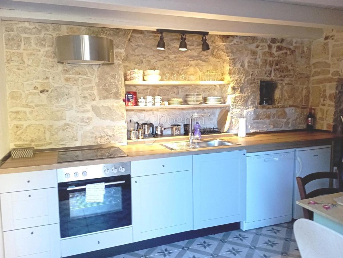 Casa Svetvinčenat, 60m2