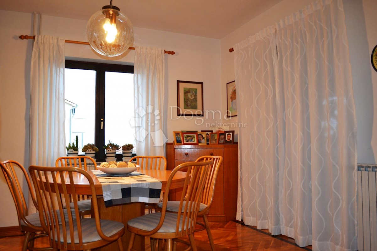 Casa Štinjan, Pula, 400m2