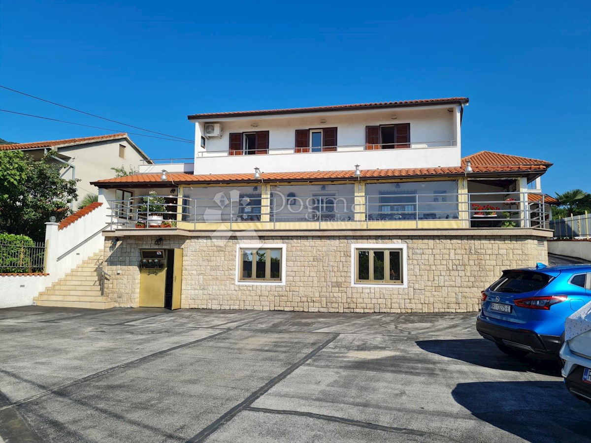 Locale commerciale Opatija, 542m2