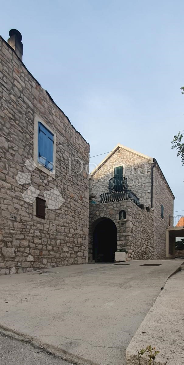 Casa Kaprije, Šibenik - Okolica, 110m2