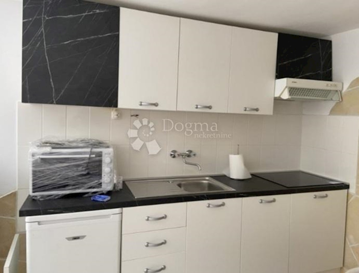 Casa Donji Karin, Benkovac, 150m2
