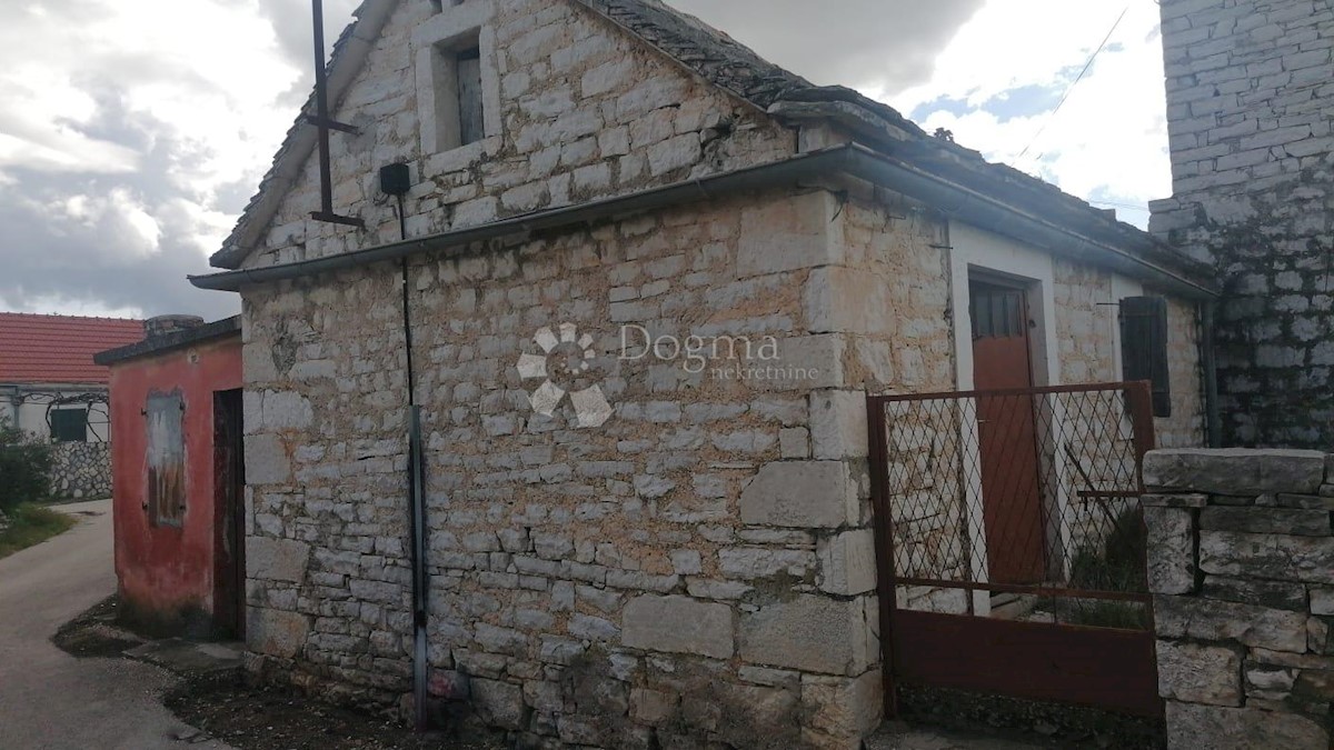 Casa Dolac, Šibenik, 74m2