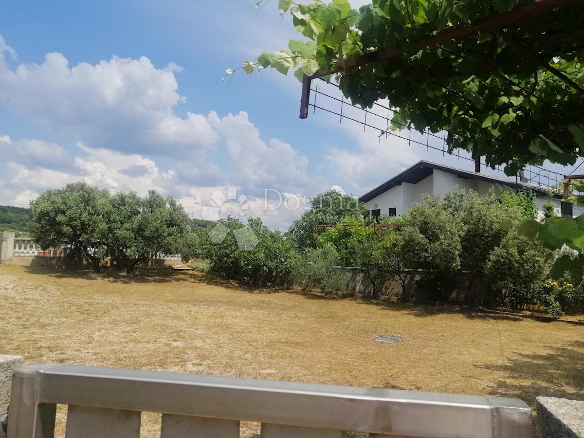 Terreno Tribunj, 418m2