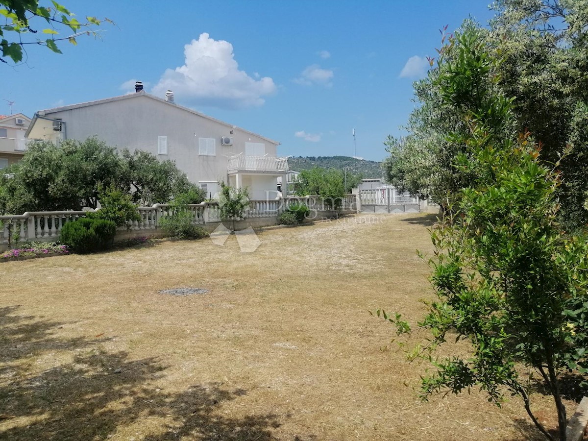 Terreno Tribunj, 418m2