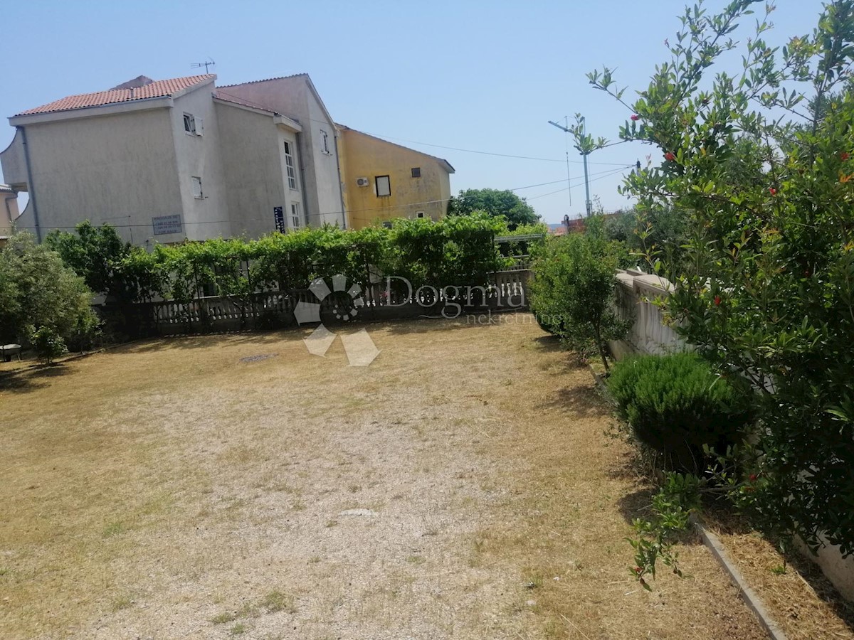 Terreno Tribunj, 418m2