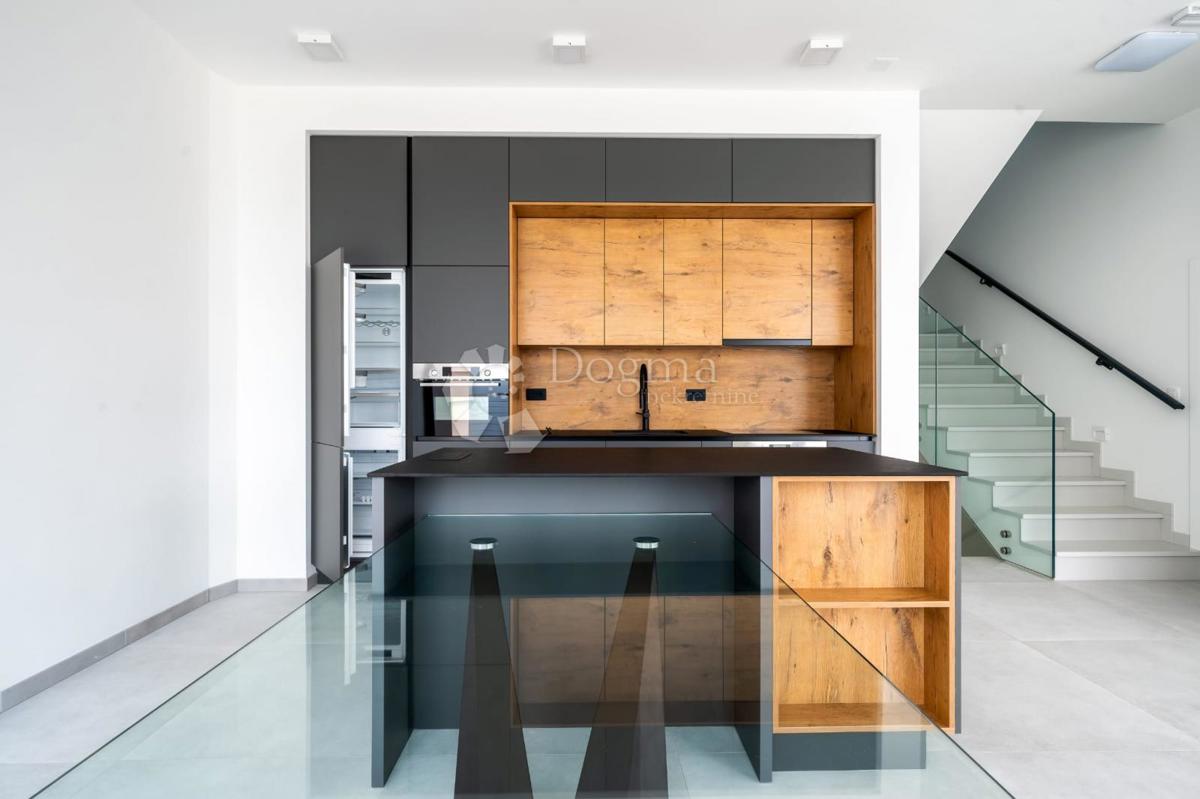 Casa Gornja Brela, Brela, 268,20m2