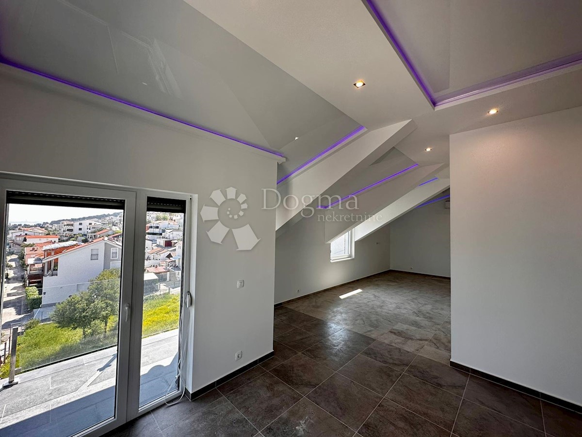 Allogio Mastrinka, Trogir - Okolica, 117m2