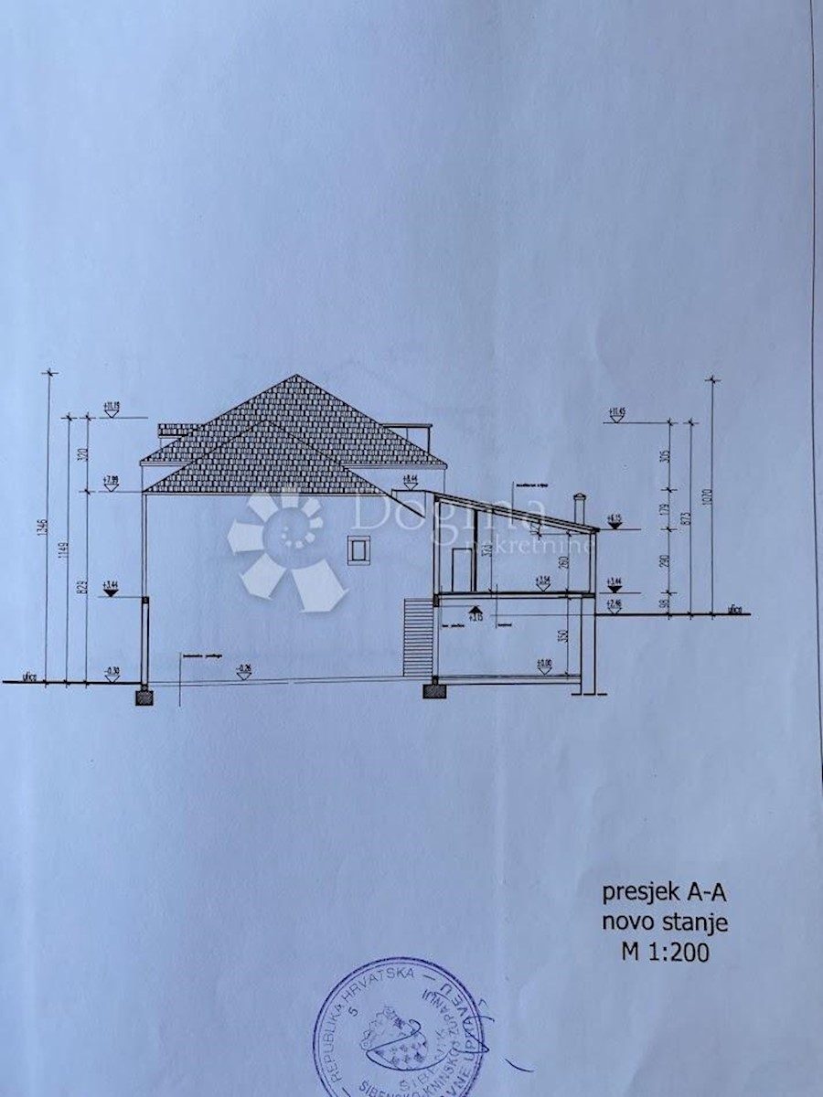 Albergo Drniš, 1.084,40m2