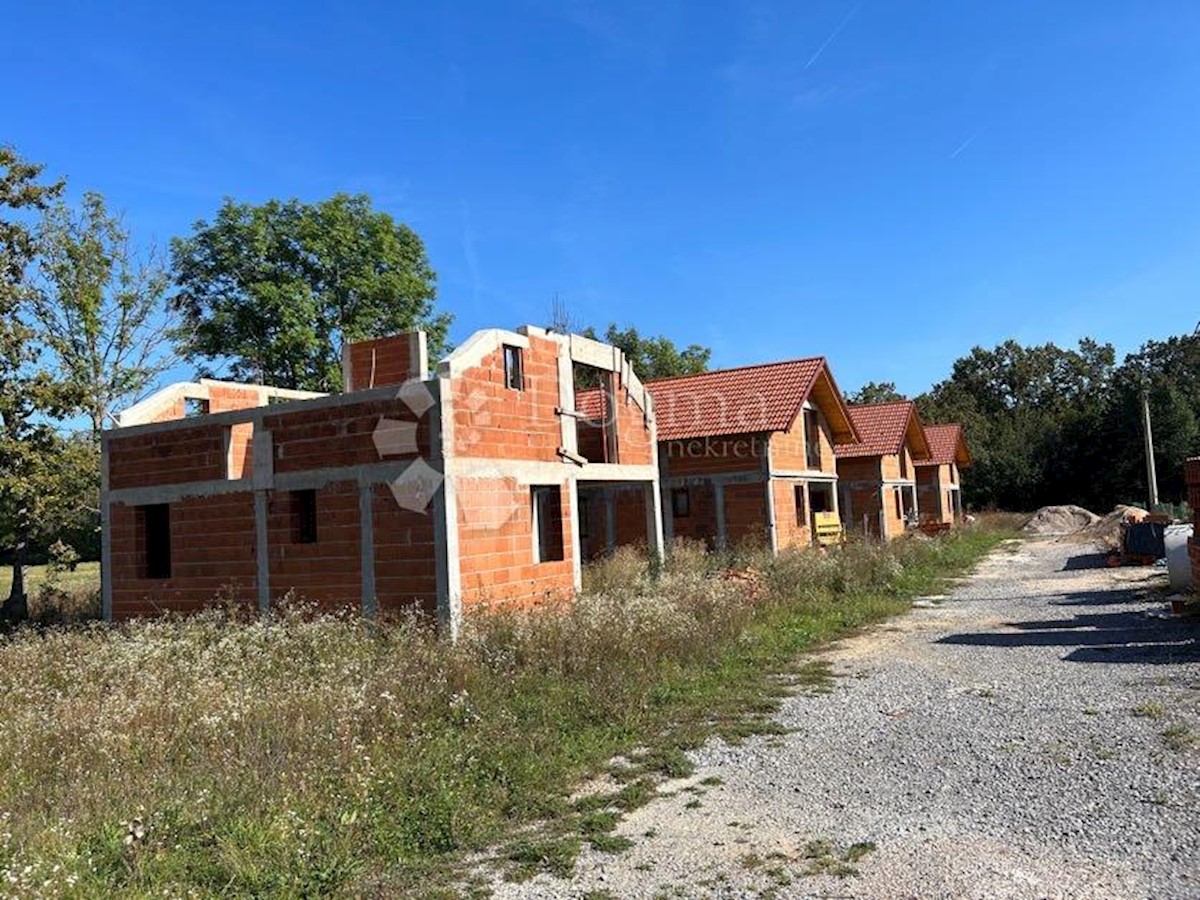 Casa Podoštra, Gospić - Okolica, 90m2