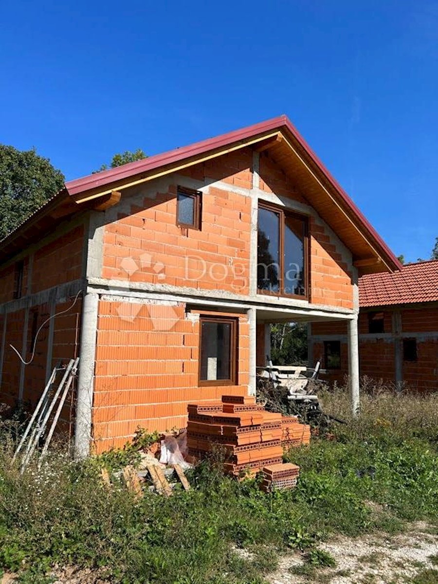 Casa Podoštra, Gospić - Okolica, 90m2